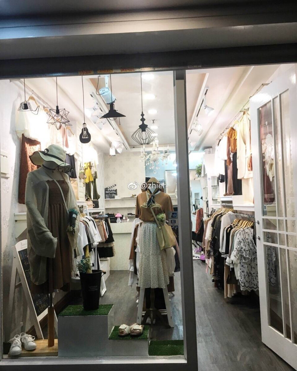 【赤壁衣世界服裝批發(fā)城】 9月29日盛大開(kāi)業(yè).