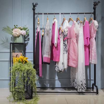 中國服裝批發(fā)市場概覽 價(jià)格、廠家與供應(yīng)商分析